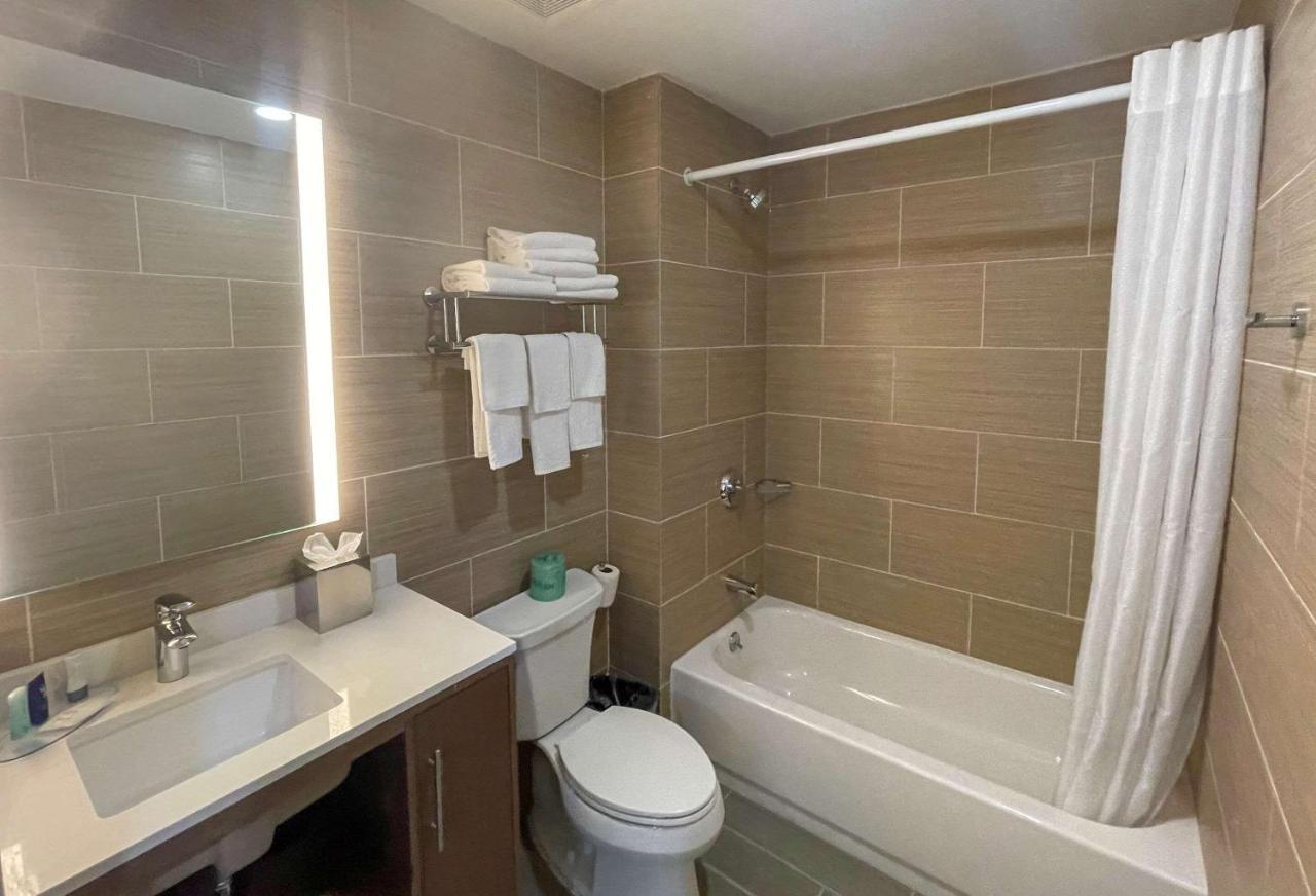 Mainstay Suites Нью-Йорк Екстер'єр фото